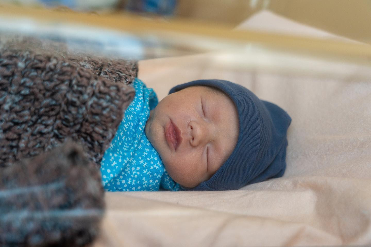 Portable infant warmers save young lives as war rumbles on in Ukraine